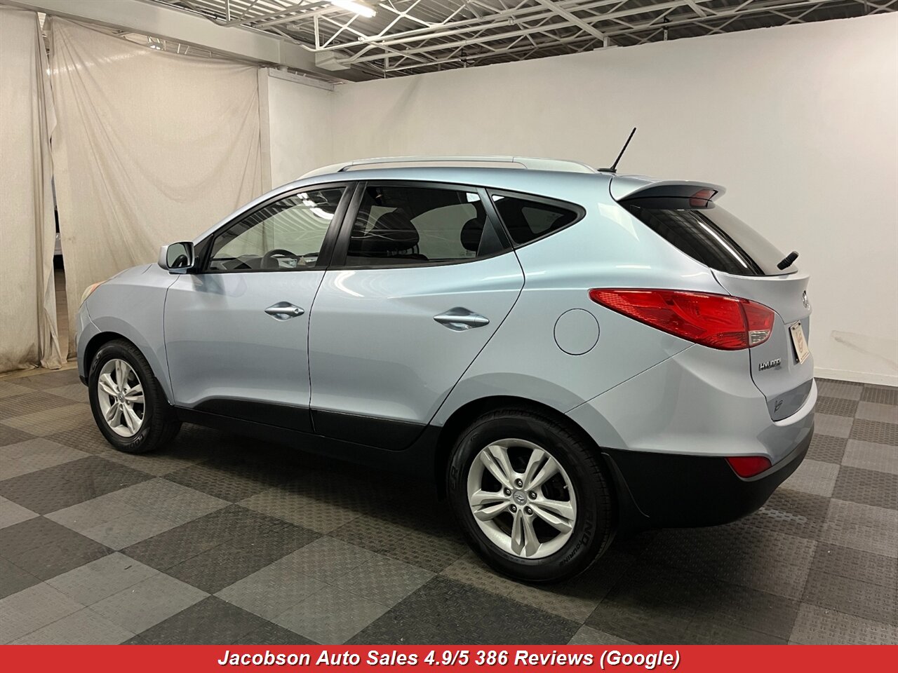2011 Hyundai TUCSON GLS AWD - Photo 29 - Oshkosh, WI 54901
