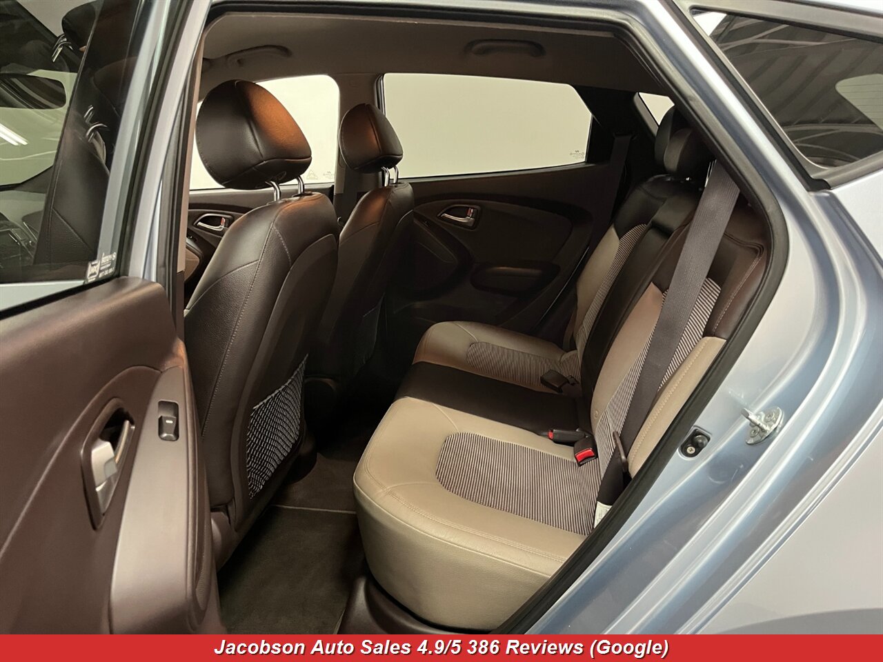 2011 Hyundai TUCSON GLS AWD - Photo 26 - Oshkosh, WI 54901
