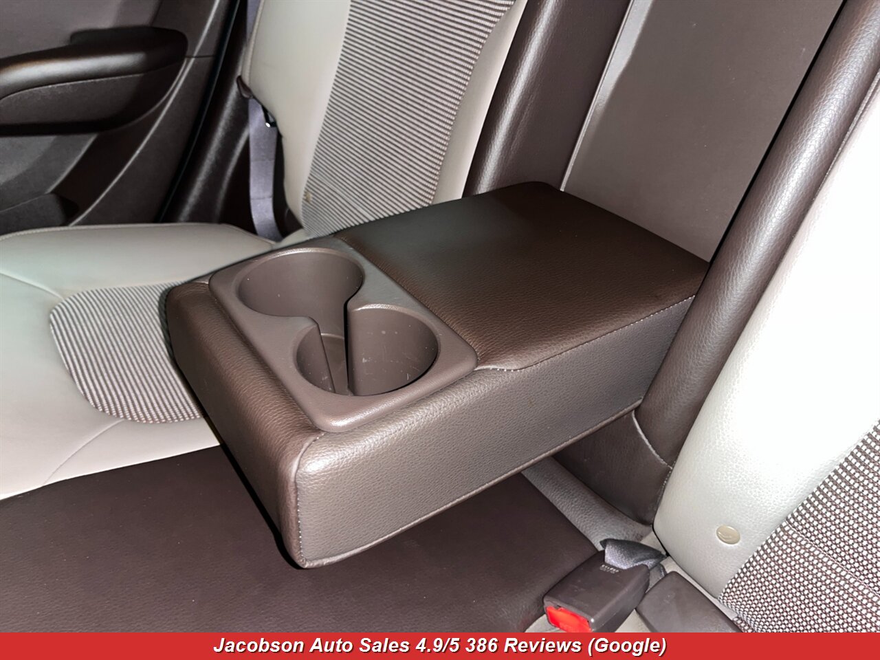 2011 Hyundai TUCSON GLS AWD - Photo 27 - Oshkosh, WI 54901