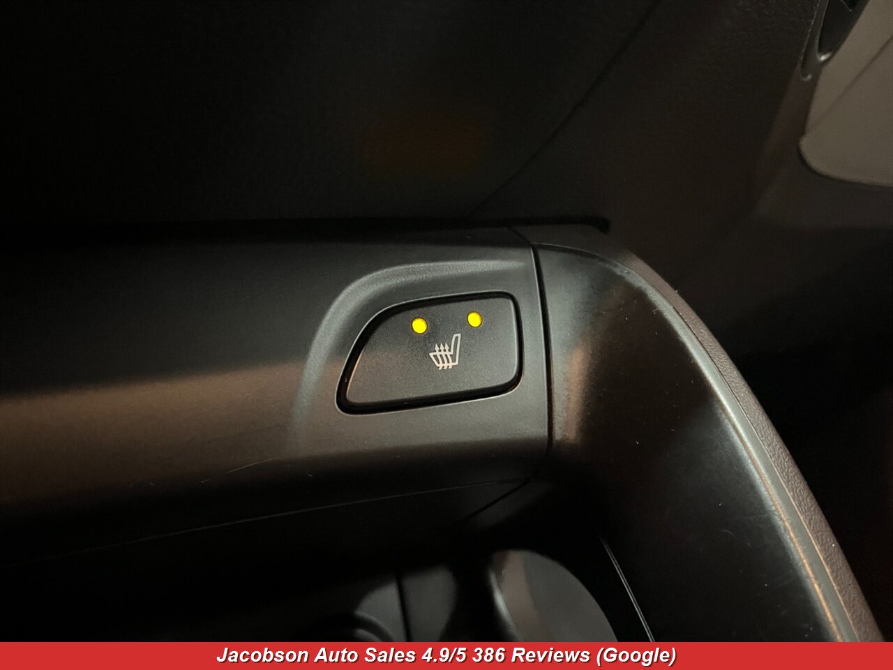 2011 Hyundai TUCSON GLS AWD - Photo 13 - Oshkosh, WI 54901