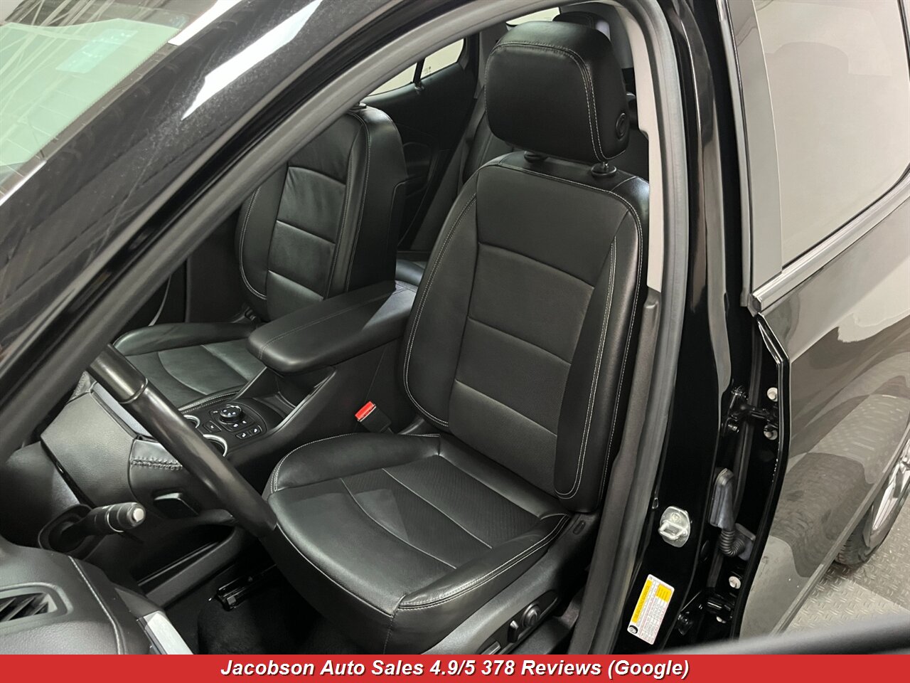 2022 GMC Terrain SLT AWD - Photo 36 - Oshkosh, WI 54901