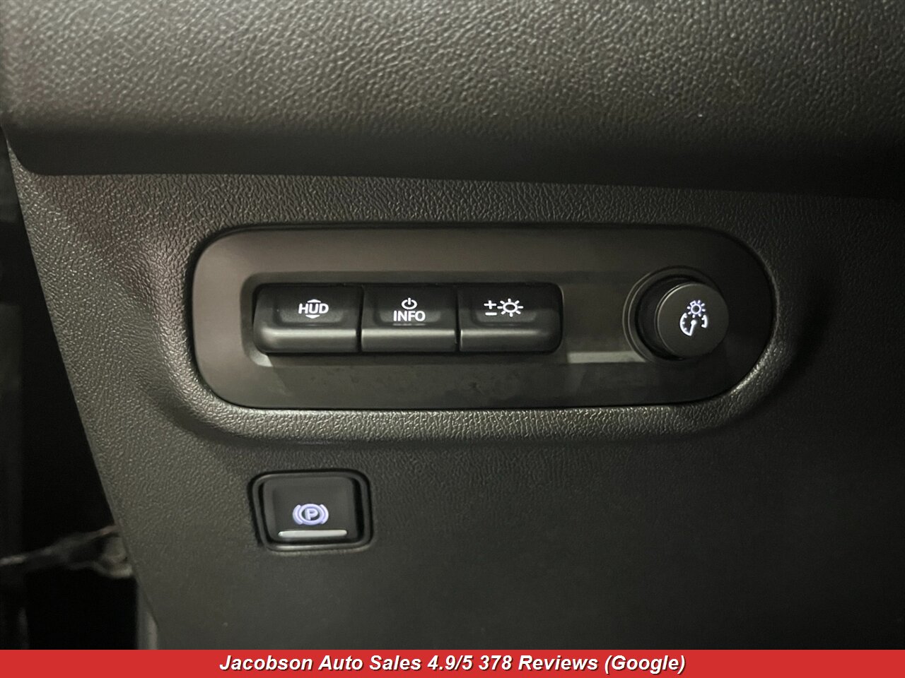 2022 GMC Terrain SLT AWD - Photo 6 - Oshkosh, WI 54901