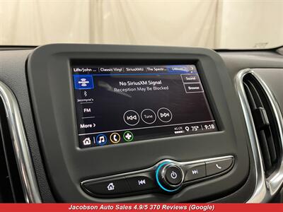 2023 Chevrolet Equinox LT 4x4   - Photo 17 - Oshkosh, WI 54901