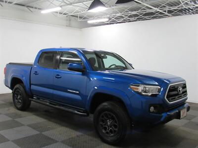 2017 Toyota Tacoma SR5 V6 4x4 SB   - Photo 7 - Oshkosh, WI 54901