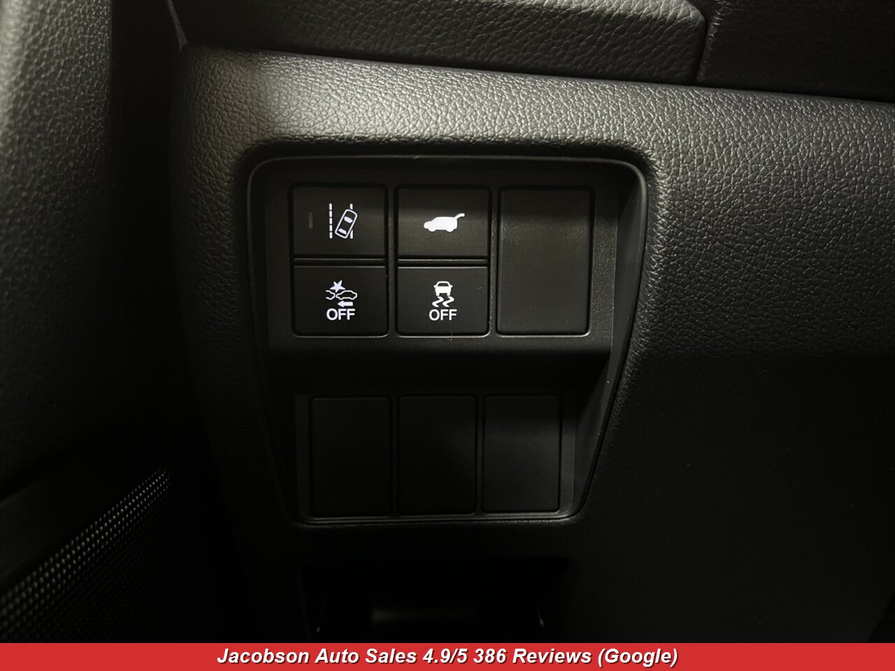 2019 Honda CR-V Touring AWD - Photo 6 - Oshkosh, WI 54901