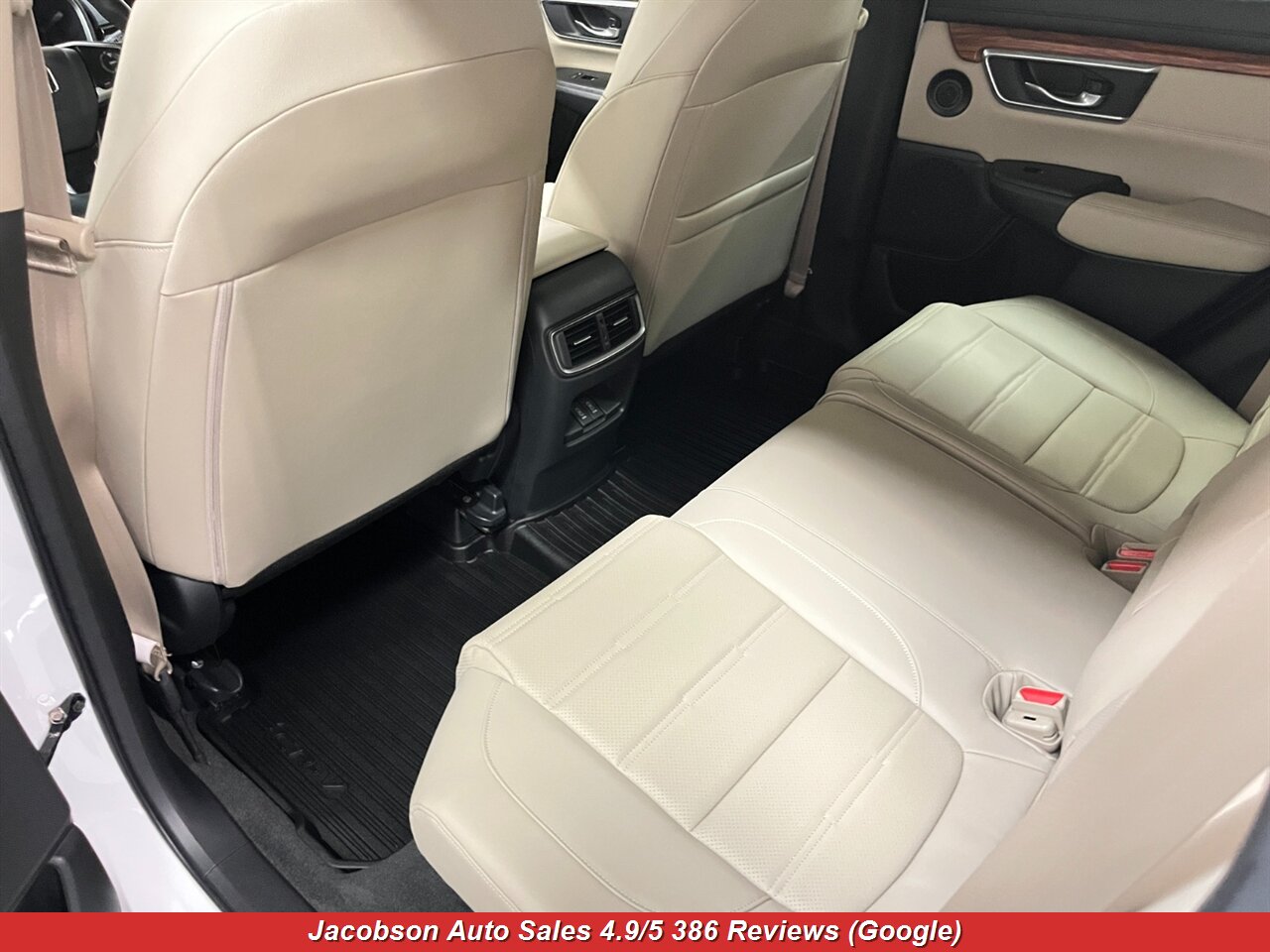 2019 Honda CR-V Touring AWD - Photo 39 - Oshkosh, WI 54901