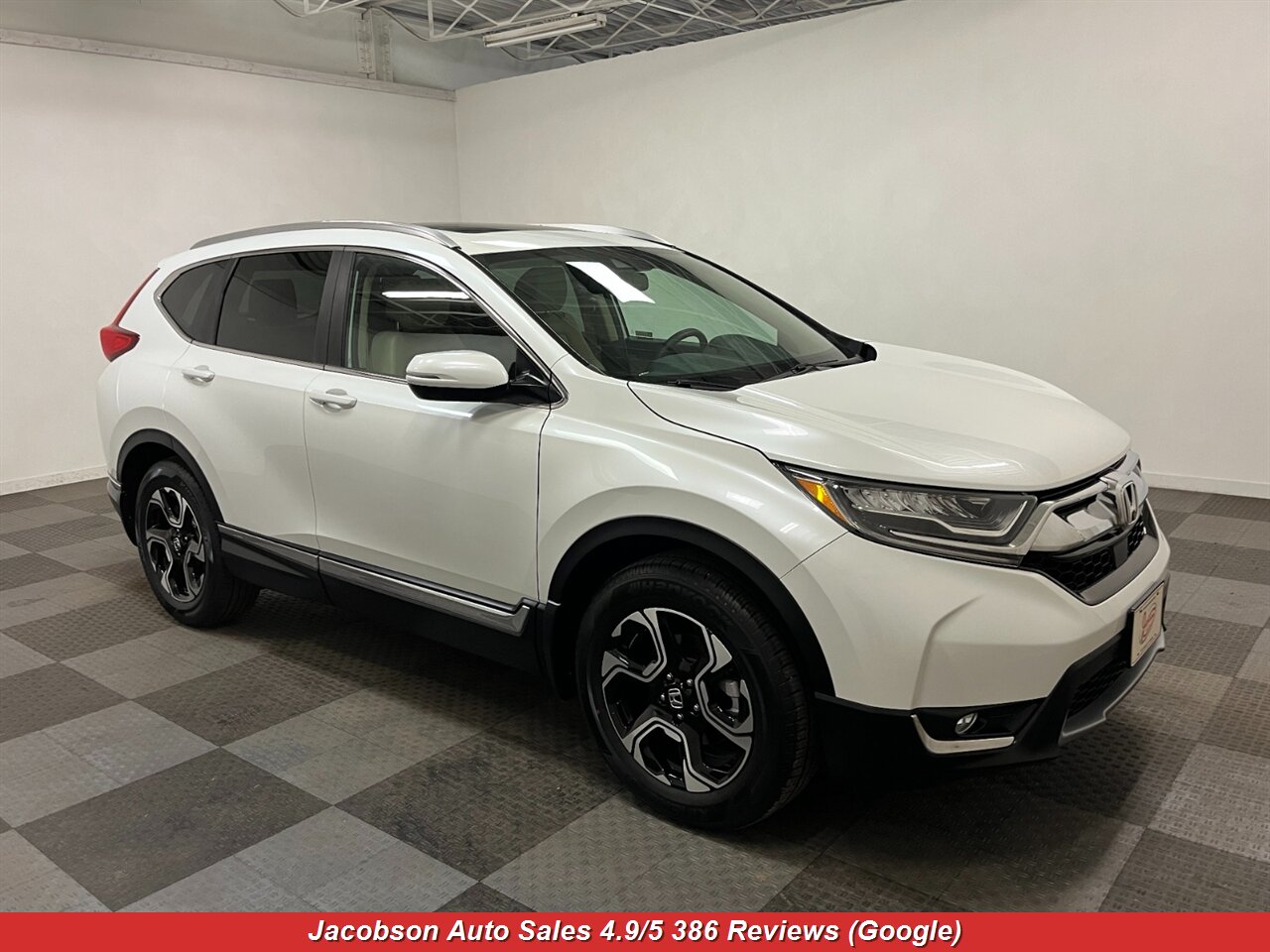 2019 Honda CR-V Touring AWD - Photo 3 - Oshkosh, WI 54901