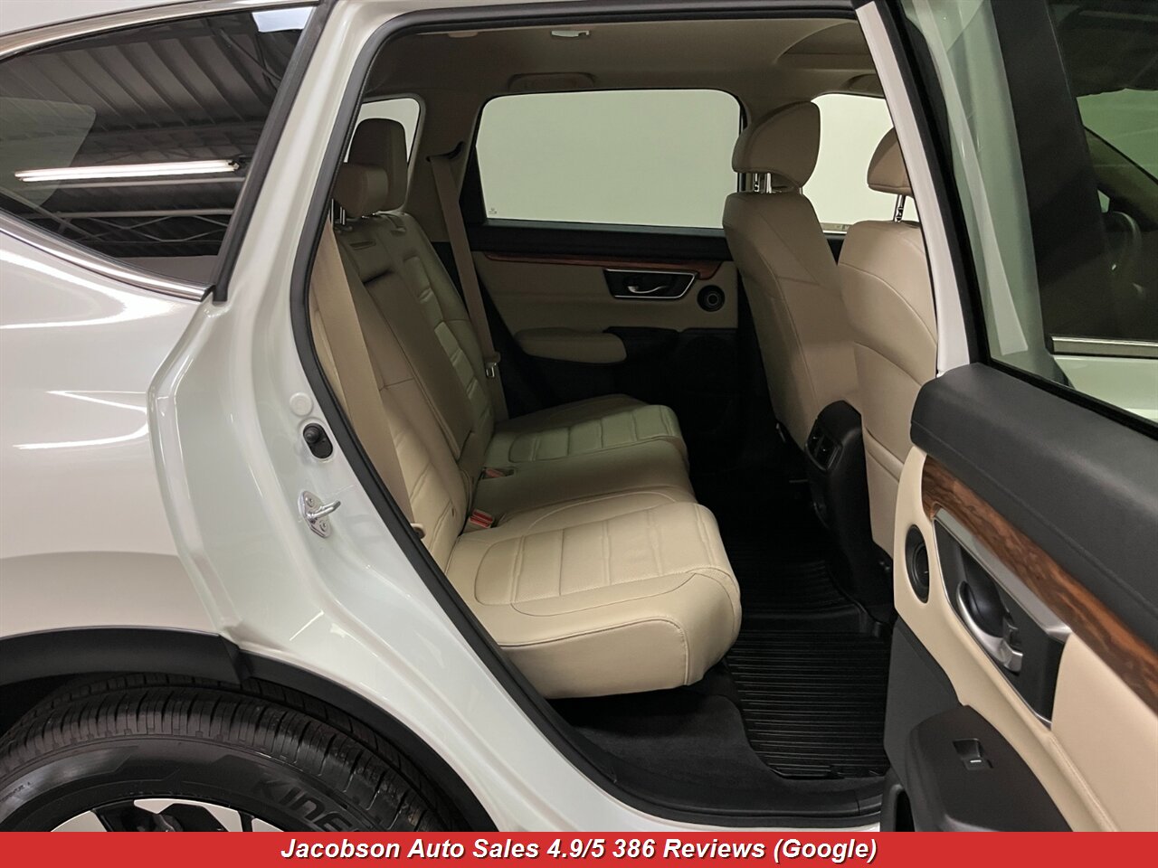 2019 Honda CR-V Touring AWD - Photo 43 - Oshkosh, WI 54901