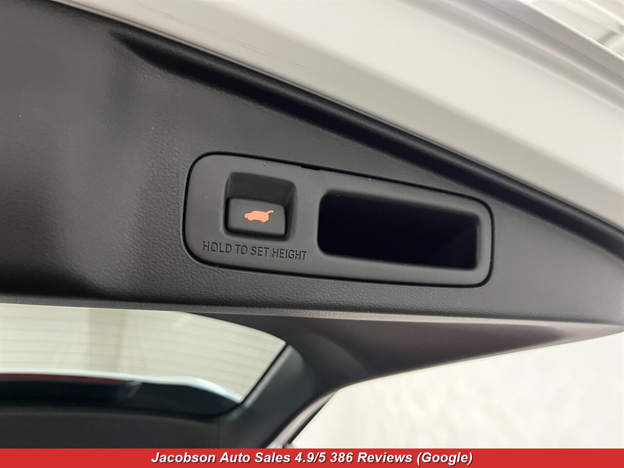 2019 Honda CR-V Touring AWD - Photo 55 - Oshkosh, WI 54901