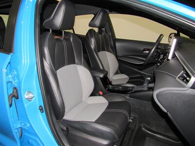 2021 Toyota Corolla Hatchback XSE   - Photo 37 - Oshkosh, WI 54901