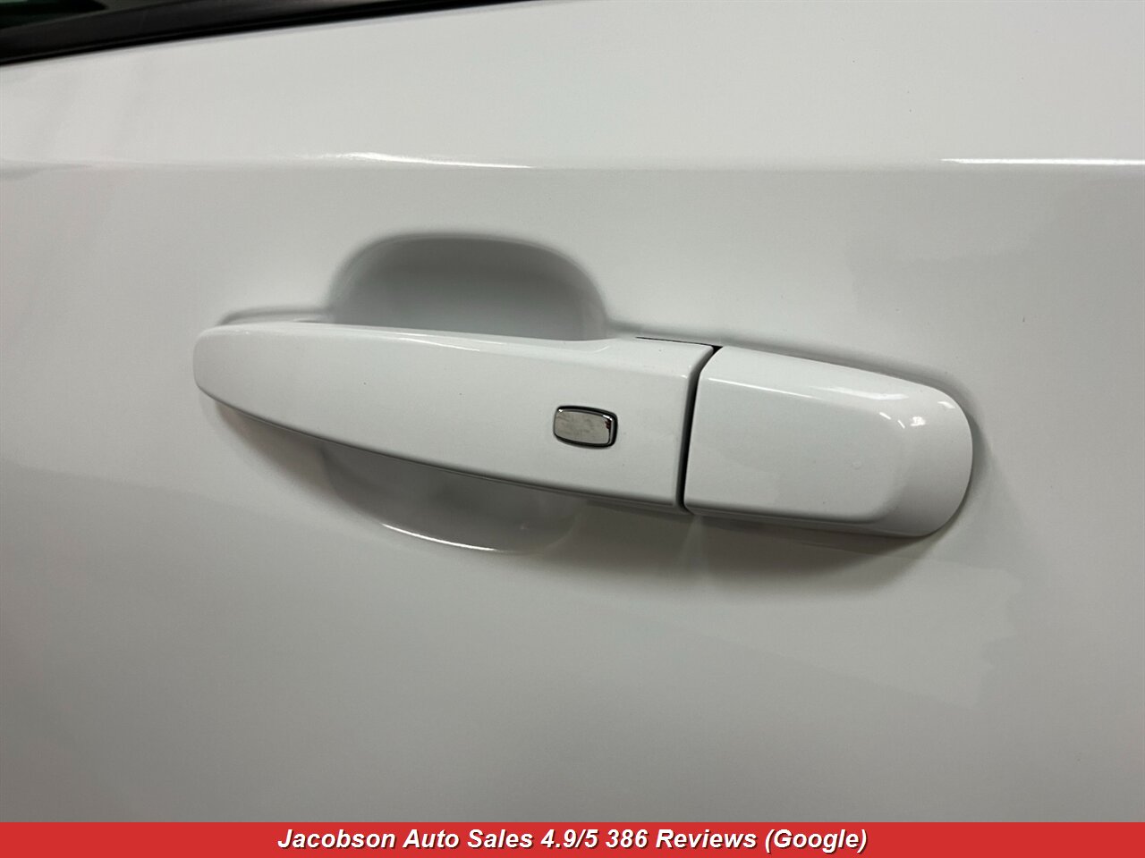 2023 GMC Terrain SLE AWD - Photo 35 - Oshkosh, WI 54901