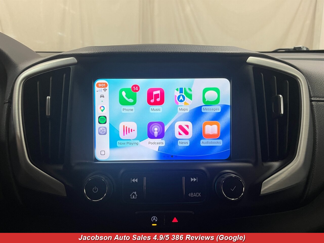 2023 GMC Terrain SLE AWD - Photo 19 - Oshkosh, WI 54901