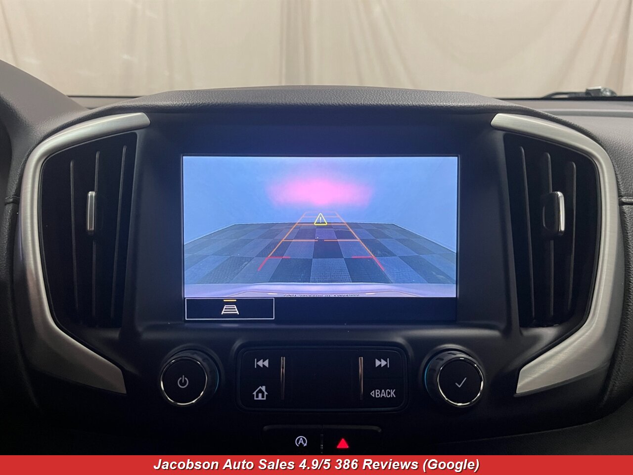 2023 GMC Terrain SLE AWD - Photo 17 - Oshkosh, WI 54901