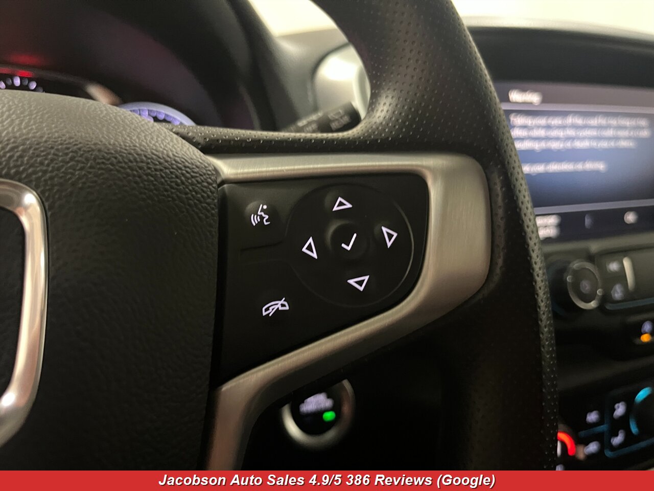 2023 GMC Terrain SLE AWD - Photo 11 - Oshkosh, WI 54901