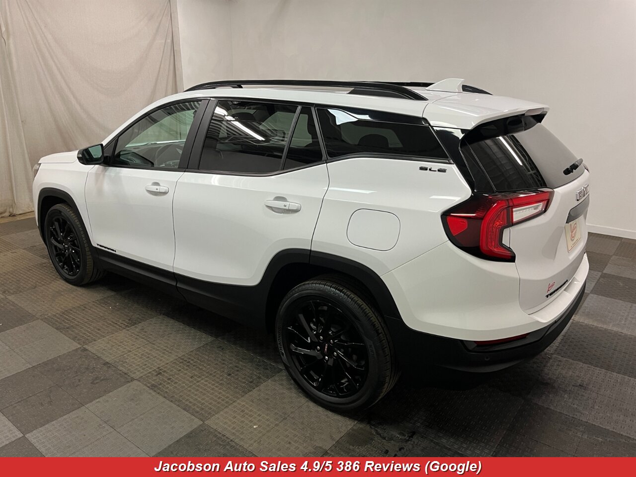 2023 GMC Terrain SLE AWD - Photo 46 - Oshkosh, WI 54901