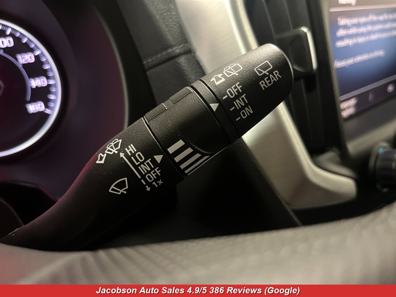 2023 GMC Terrain SLE AWD - Photo 9 - Oshkosh, WI 54901