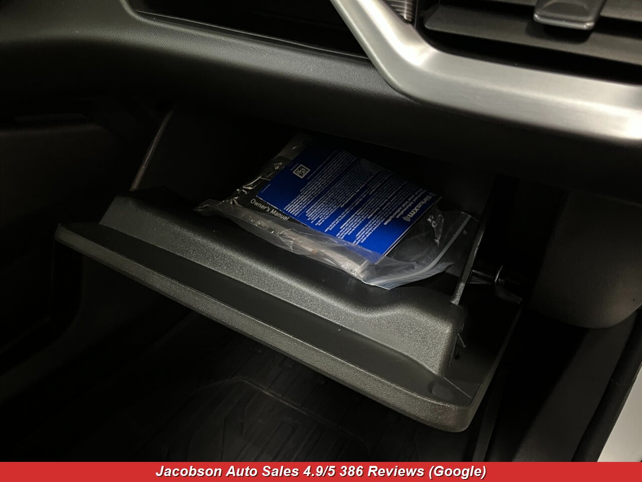 2023 GMC Terrain SLE AWD - Photo 59 - Oshkosh, WI 54901