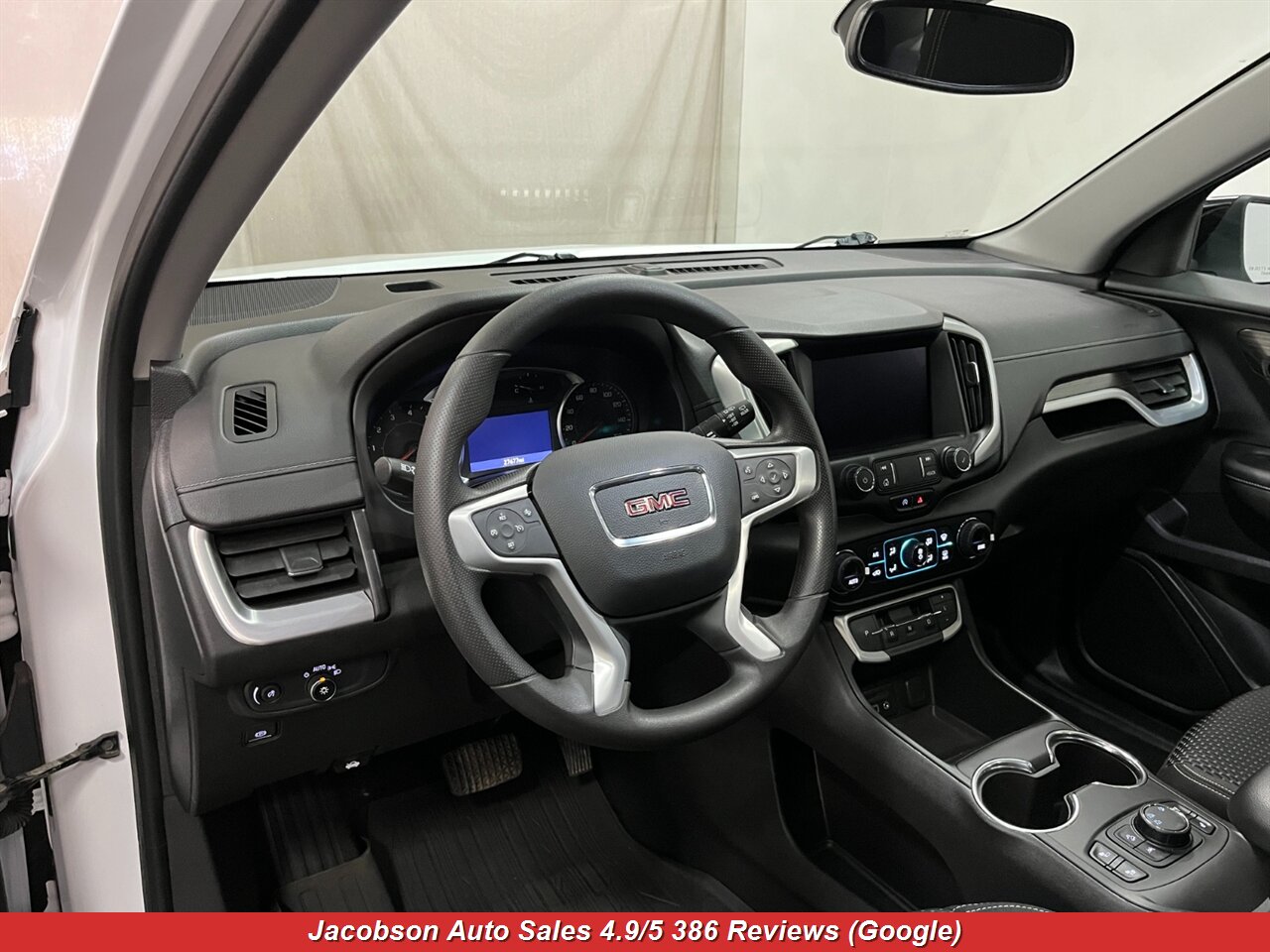 2023 GMC Terrain SLE AWD - Photo 37 - Oshkosh, WI 54901