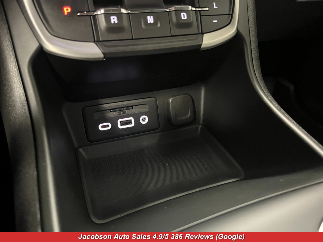 2023 GMC Terrain SLE AWD - Photo 23 - Oshkosh, WI 54901