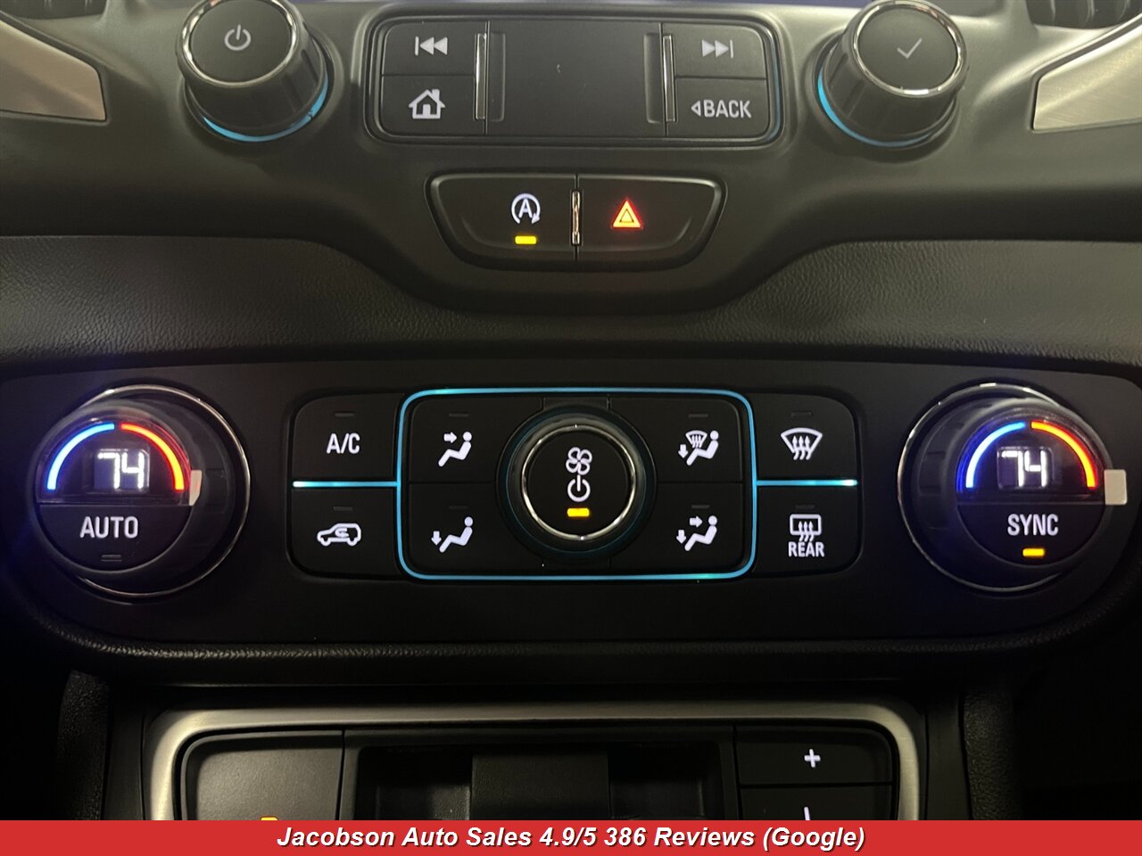 2023 GMC Terrain SLE AWD - Photo 20 - Oshkosh, WI 54901