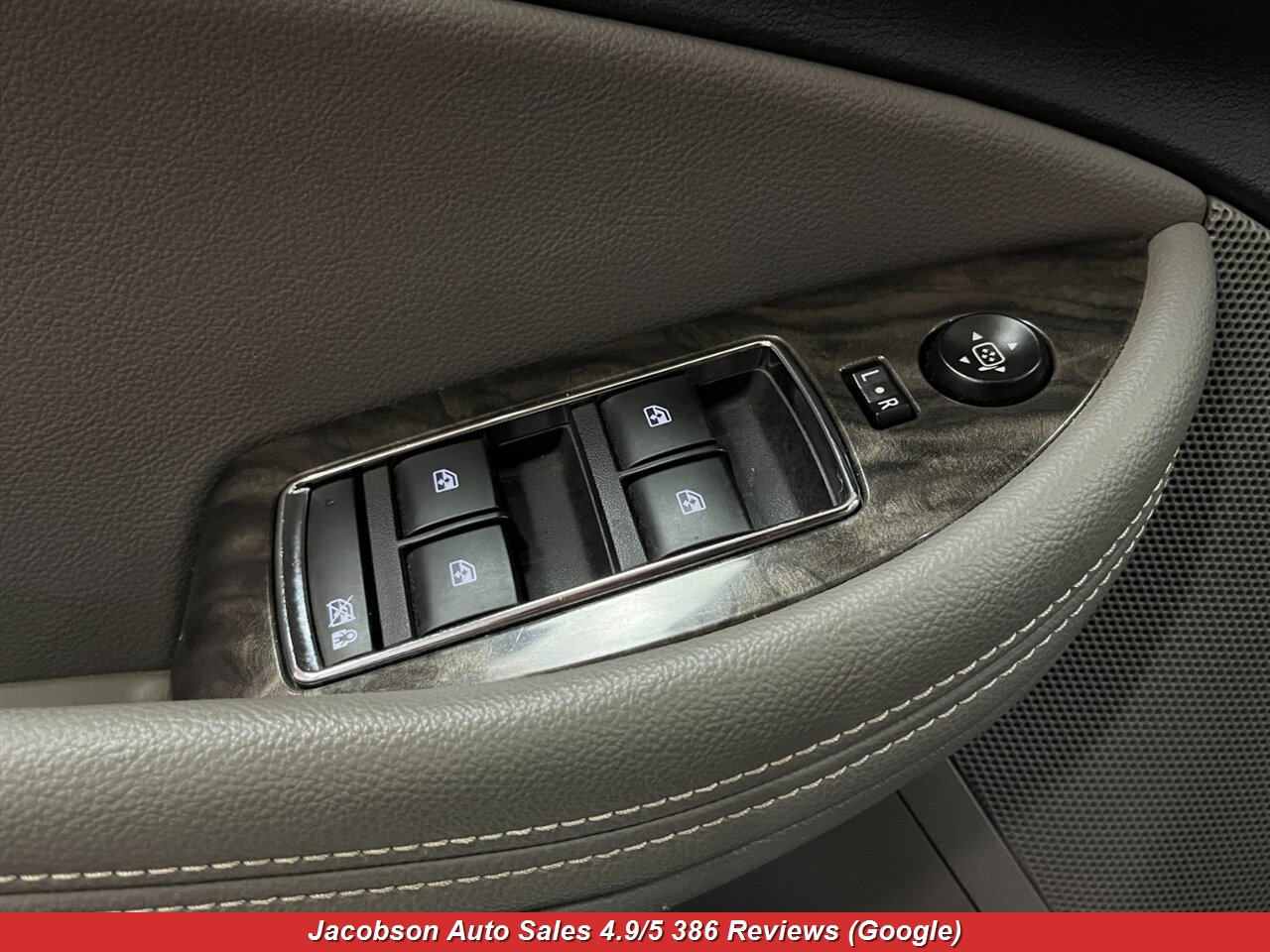 2014 Chevrolet Impala LT - Photo 3 - Oshkosh, WI 54901