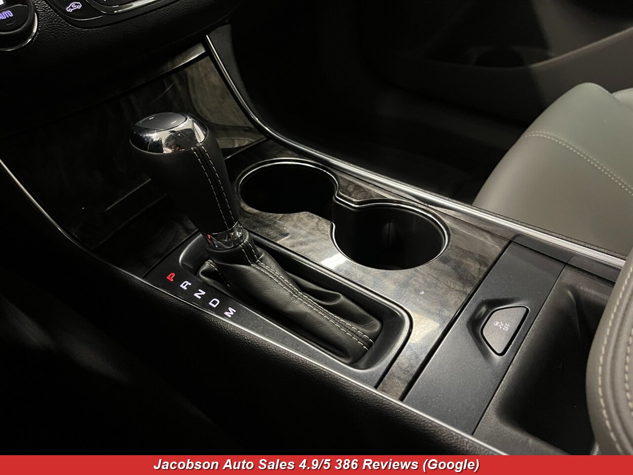 2014 Chevrolet Impala LT - Photo 17 - Oshkosh, WI 54901