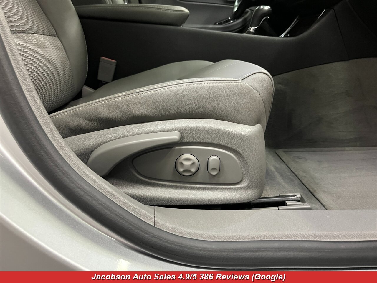 2014 Chevrolet Impala LT - Photo 46 - Oshkosh, WI 54901
