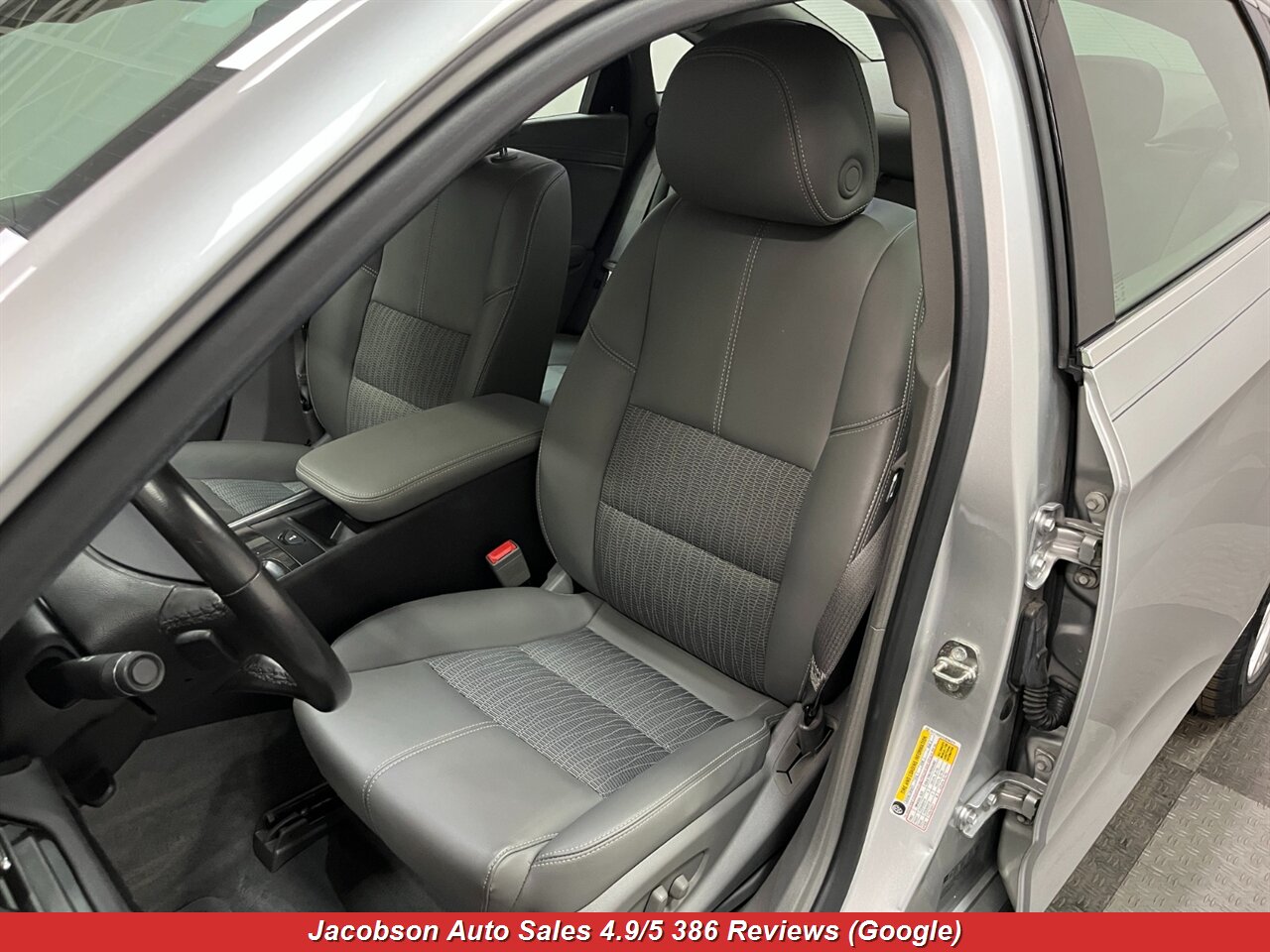 2014 Chevrolet Impala LT - Photo 27 - Oshkosh, WI 54901