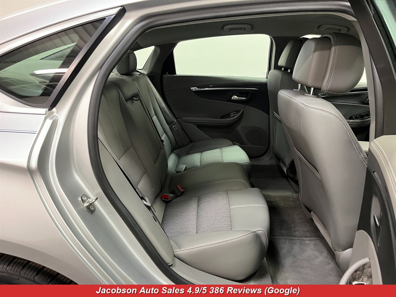 2014 Chevrolet Impala LT - Photo 40 - Oshkosh, WI 54901