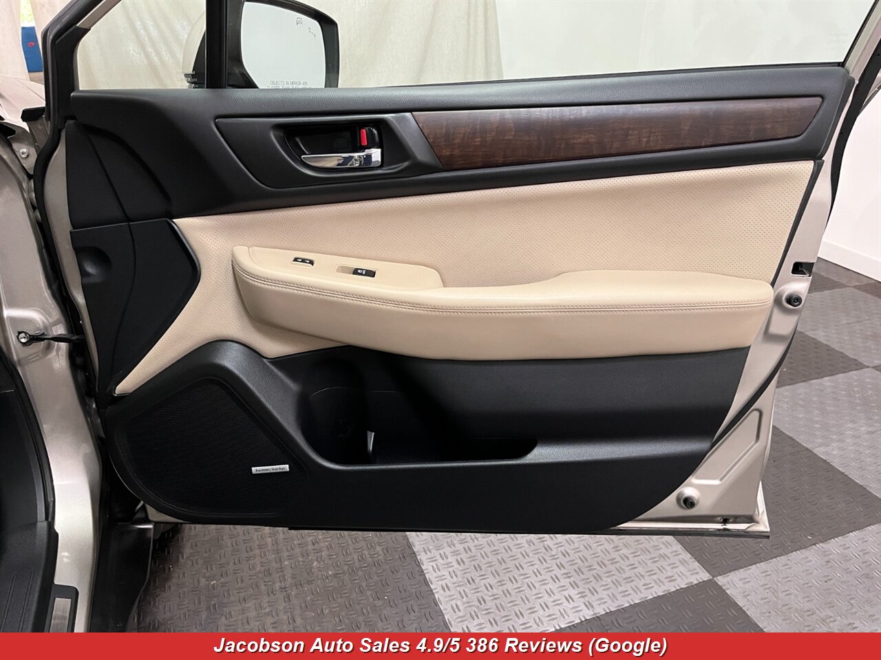2015 Subaru Outback 2.5i Limited AWD - Photo 51 - Oshkosh, WI 54901