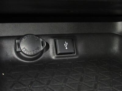 2020 Toyota RAV4 Hybrid XLE AWD   - Photo 23 - Oshkosh, WI 54901