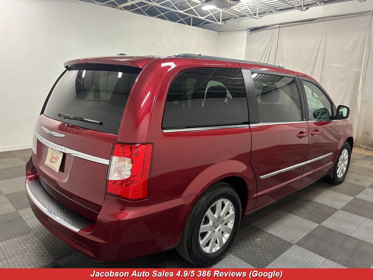 2013 Chrysler Town & Country Touring - Photo 41 - Oshkosh, WI 54901