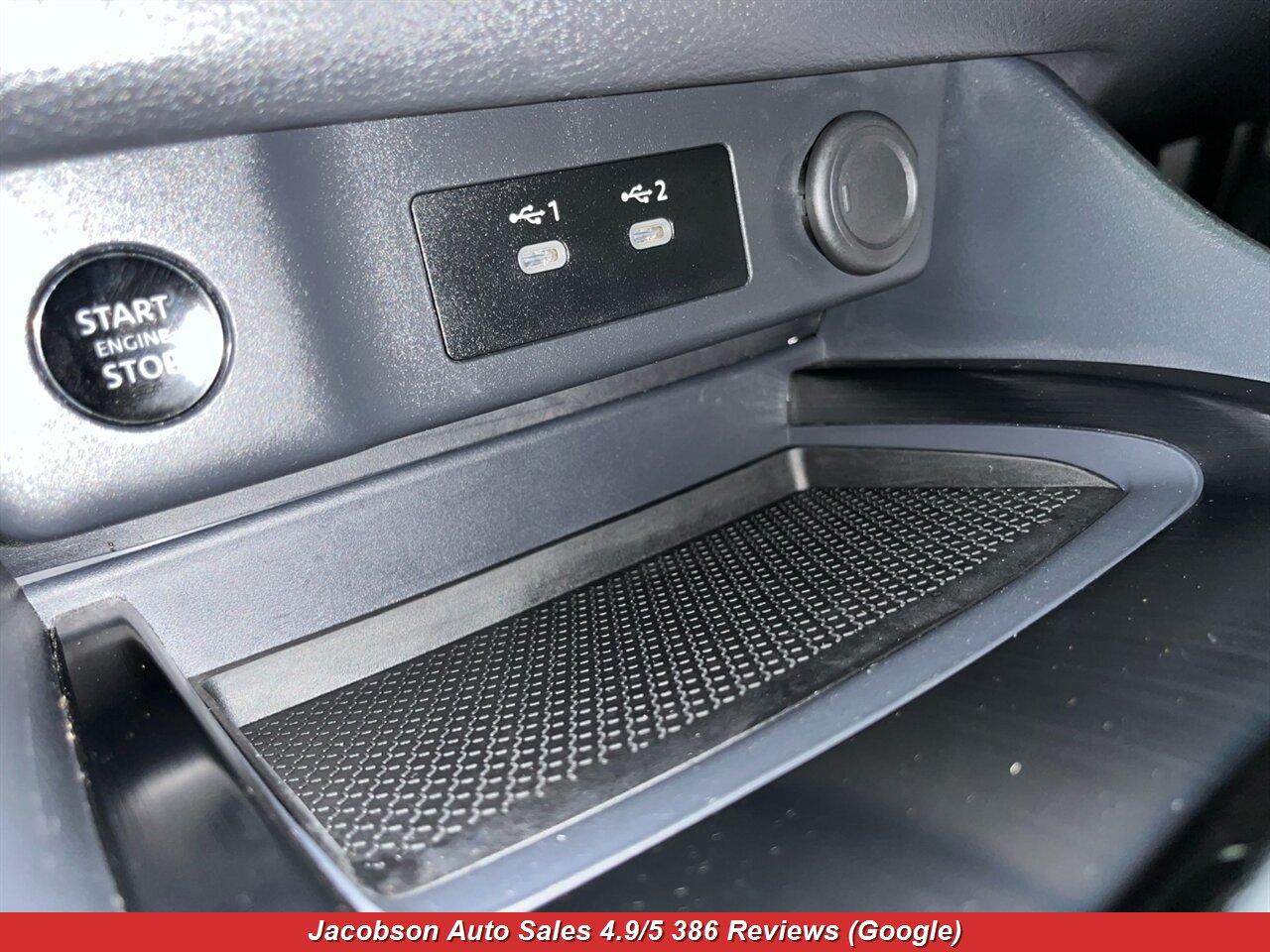2025 Nissan Rogue SV AWD - Photo 23 - Oshkosh, WI 54901
