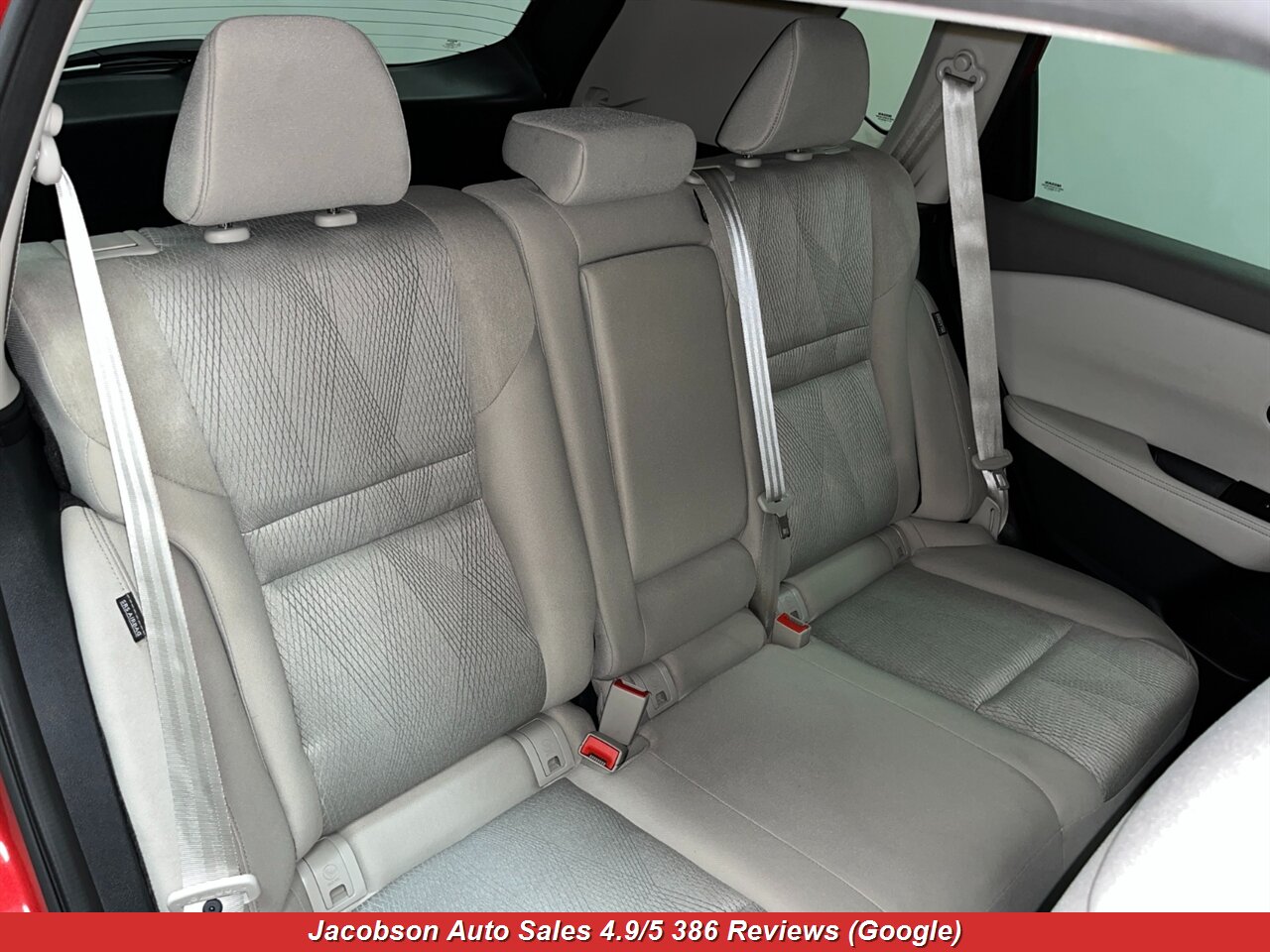 2025 Nissan Rogue SV AWD - Photo 39 - Oshkosh, WI 54901