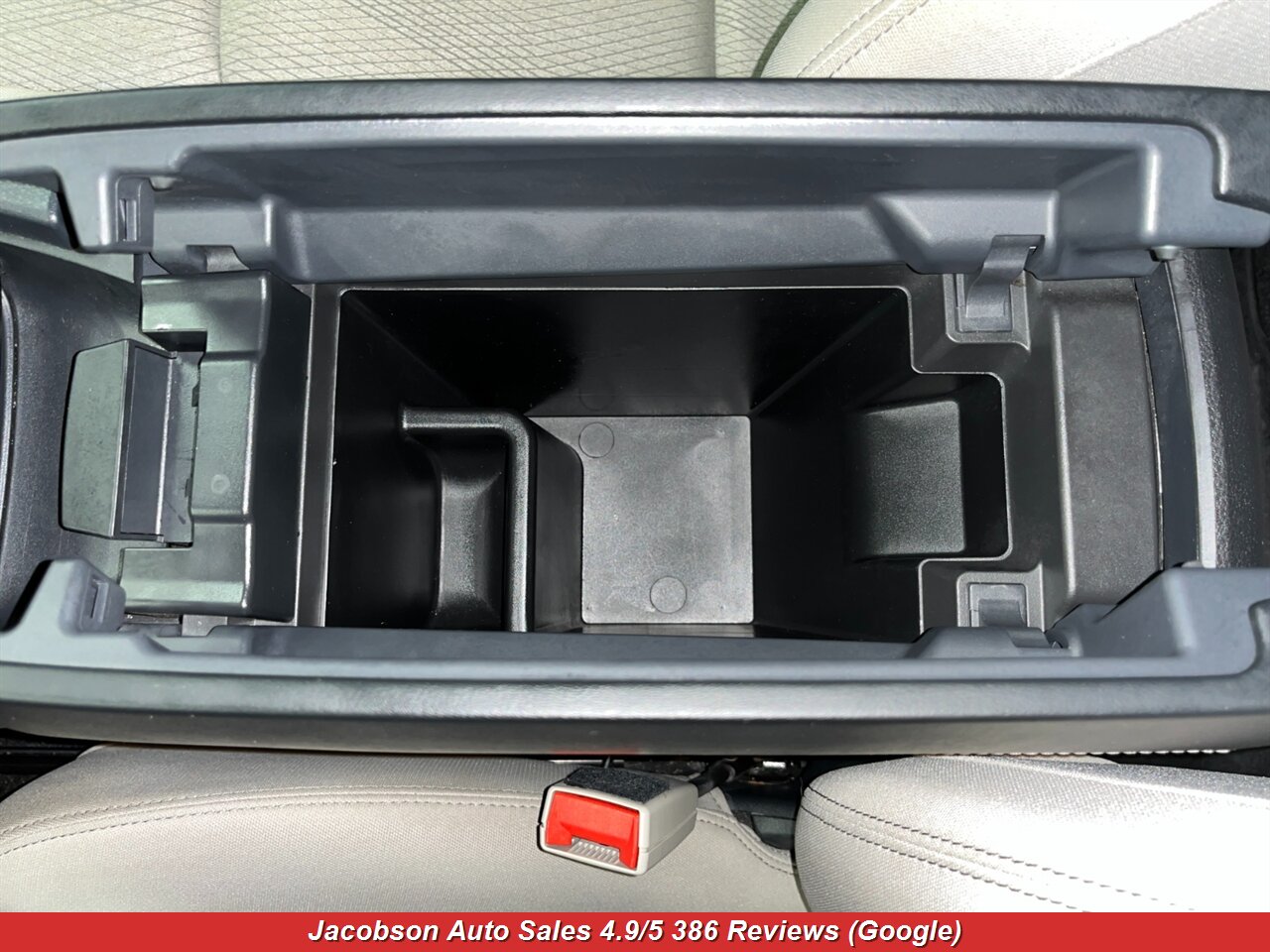 2025 Nissan Rogue SV AWD - Photo 26 - Oshkosh, WI 54901