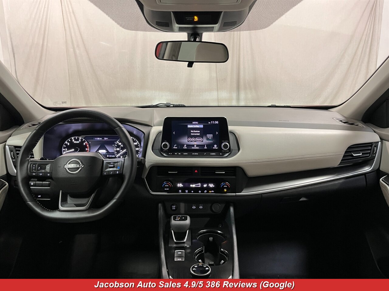 2025 Nissan Rogue SV AWD - Photo 16 - Oshkosh, WI 54901