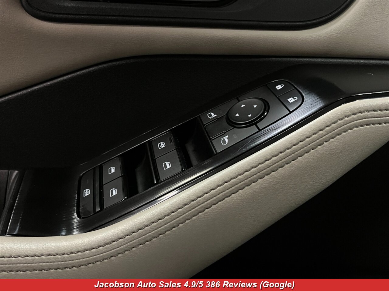 2025 Nissan Rogue SV AWD - Photo 29 - Oshkosh, WI 54901