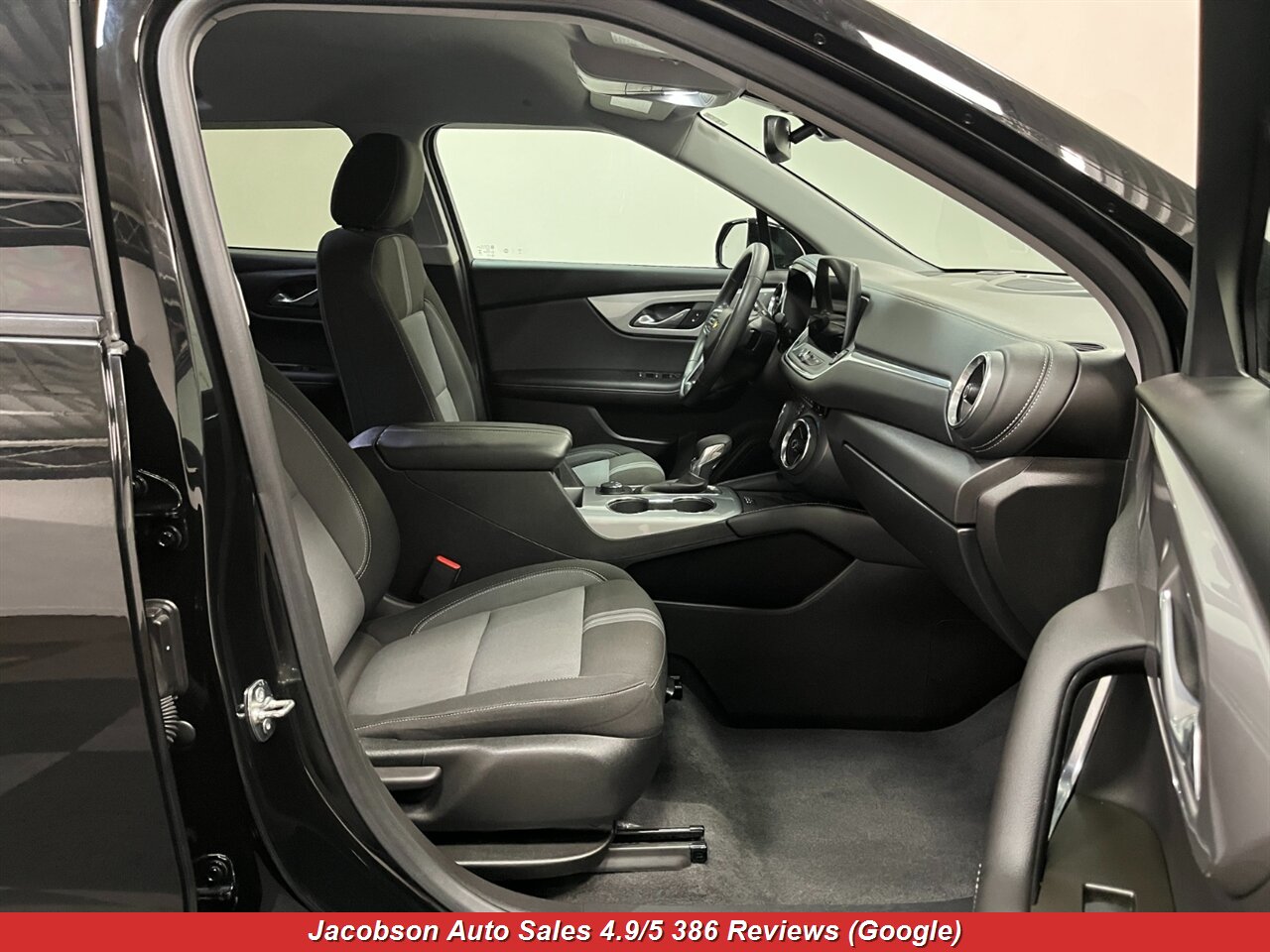 2023 Chevrolet Blazer 2LT AWD - Photo 43 - Oshkosh, WI 54901
