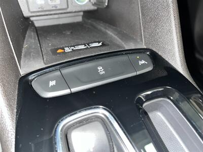 2023 Chevrolet Bolt EUV LT   - Photo 8 - Oshkosh, WI 54901