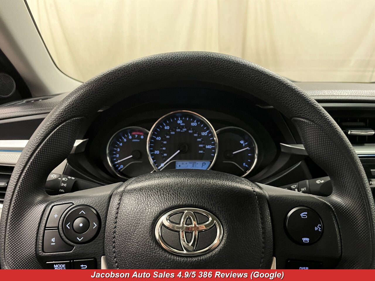 2014 Toyota Corolla LE Eco - Photo 9 - Oshkosh, WI 54901