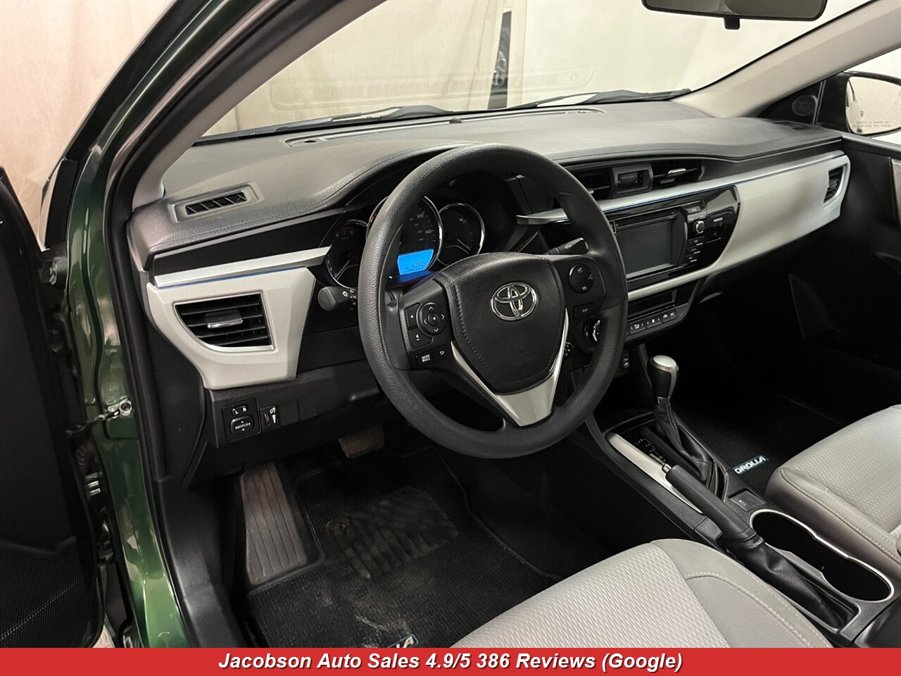 2014 Toyota Corolla LE Eco - Photo 20 - Oshkosh, WI 54901