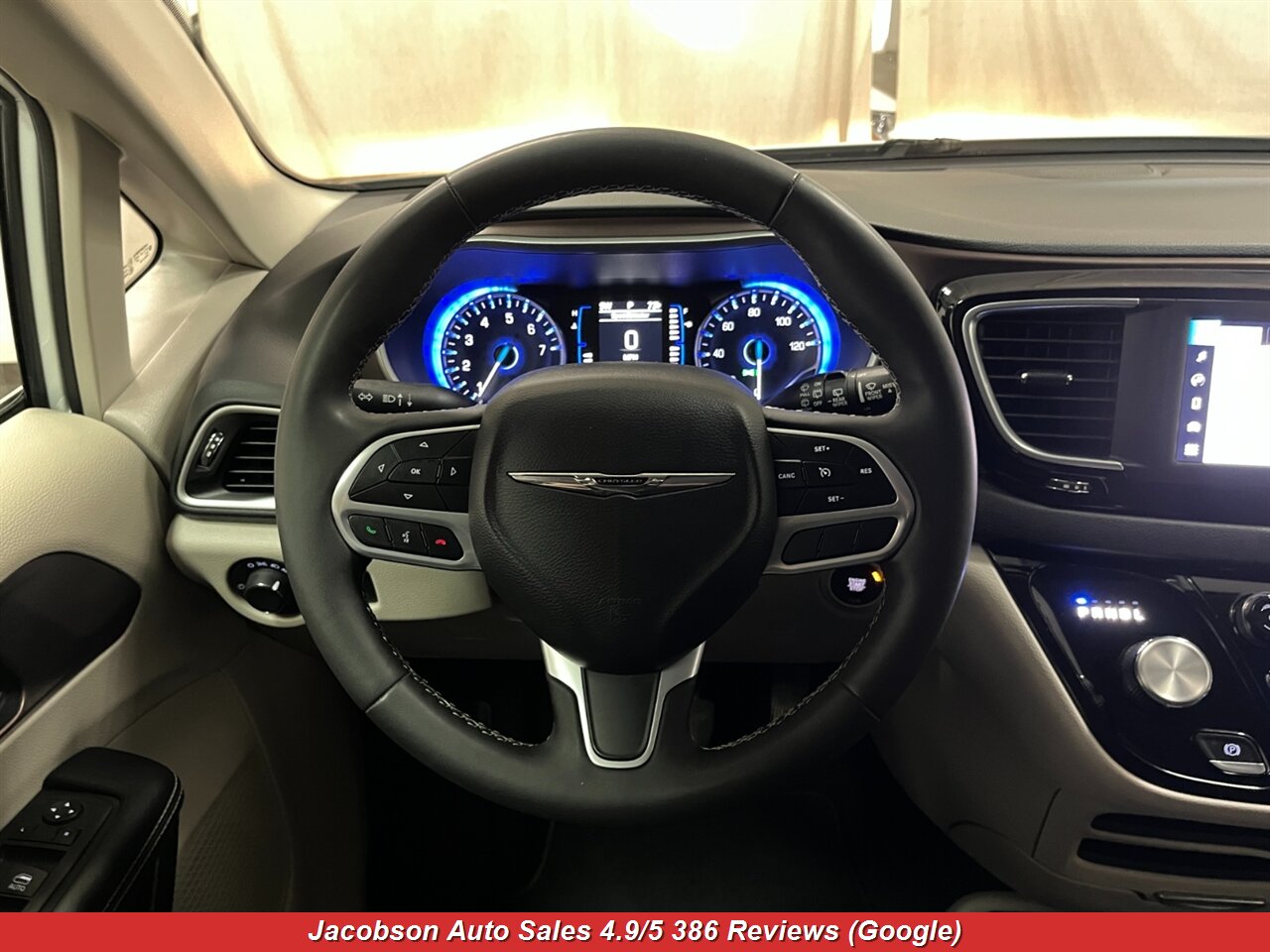 2023 Chrysler Voyager LX - Photo 57 - Oshkosh, WI 54901