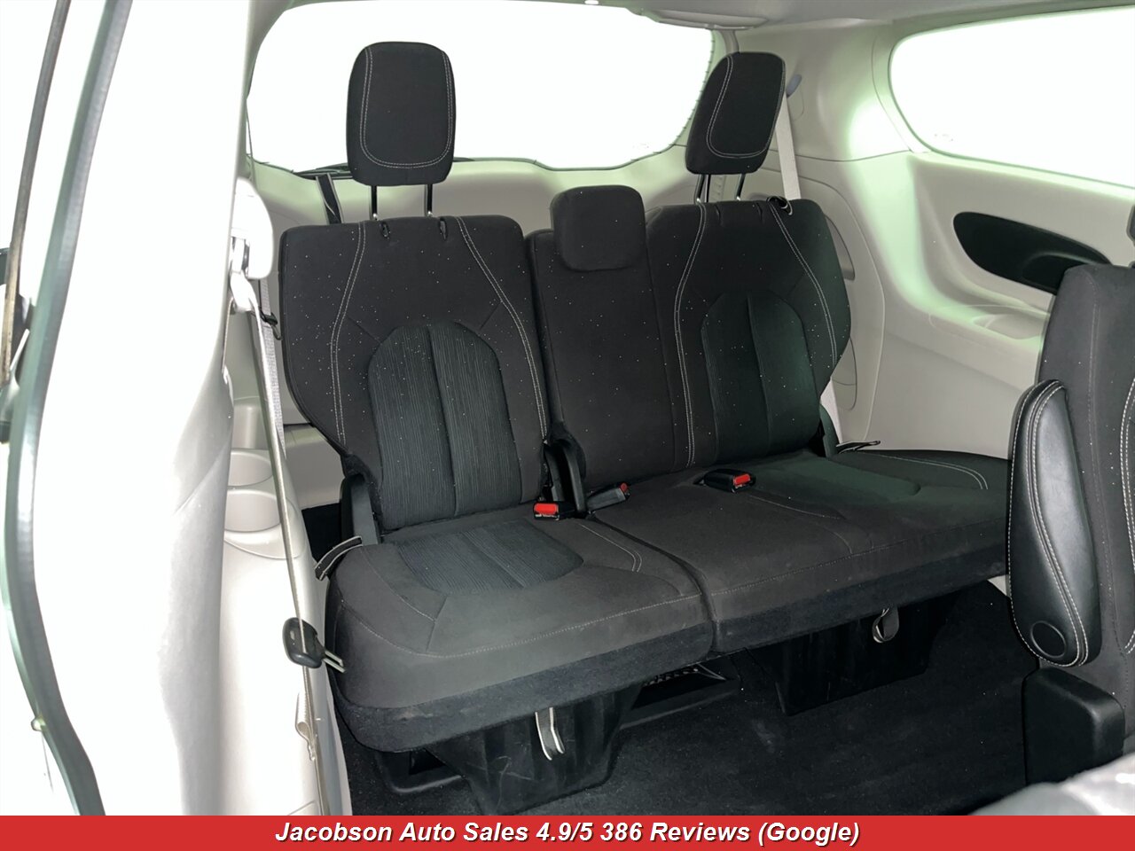 2023 Chrysler Voyager LX - Photo 50 - Oshkosh, WI 54901