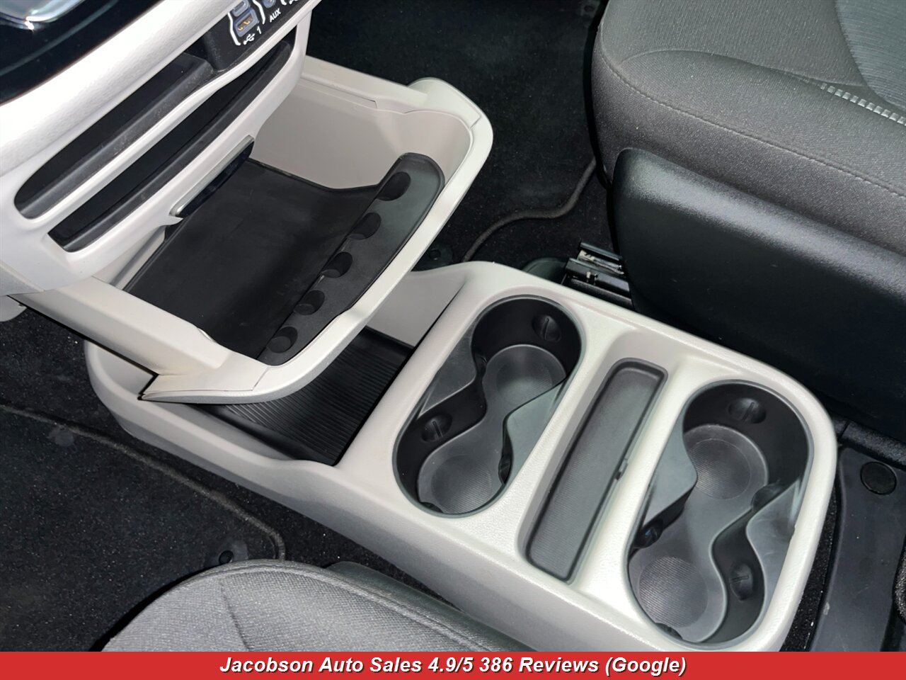 2023 Chrysler Voyager LX - Photo 22 - Oshkosh, WI 54901