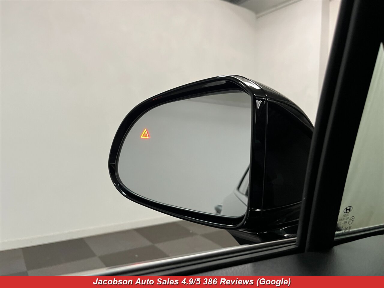 2023 Hyundai SANTA FE XRT AWD - Photo 28 - Oshkosh, WI 54901
