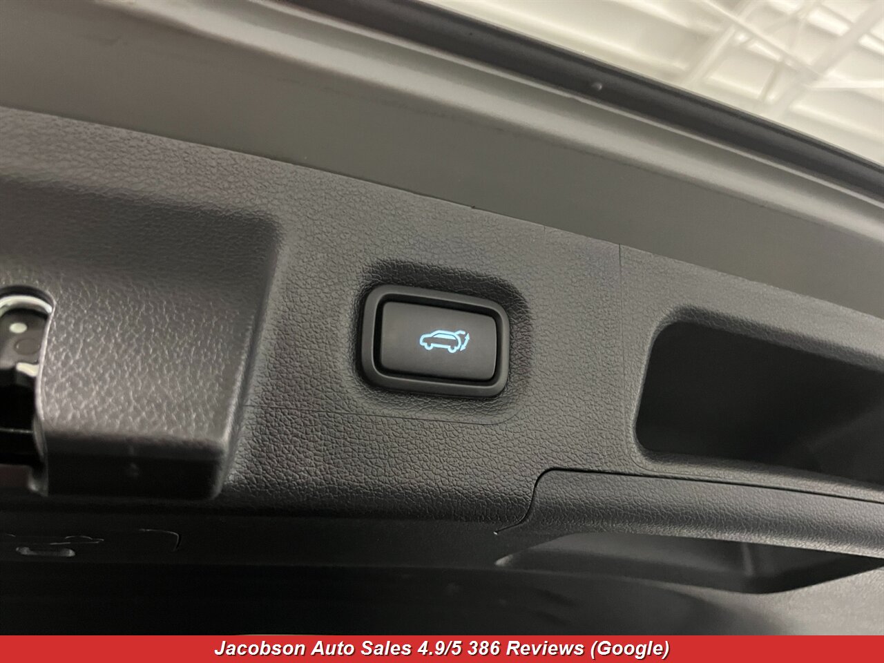2023 Hyundai SANTA FE XRT AWD - Photo 48 - Oshkosh, WI 54901