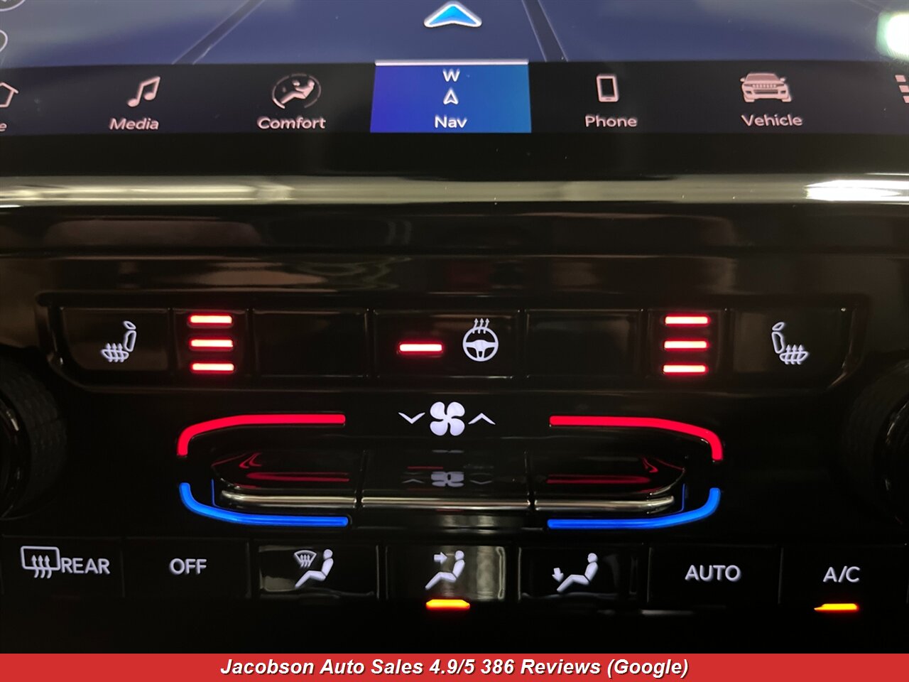 2022 Jeep Grand Cherokee 4xe 4x4 - Photo 20 - Oshkosh, WI 54901