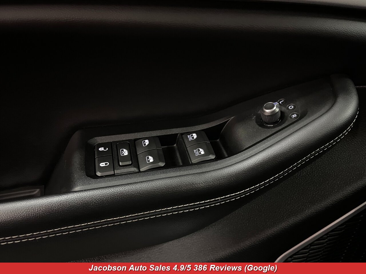 2022 Jeep Grand Cherokee 4xe 4x4 - Photo 31 - Oshkosh, WI 54901