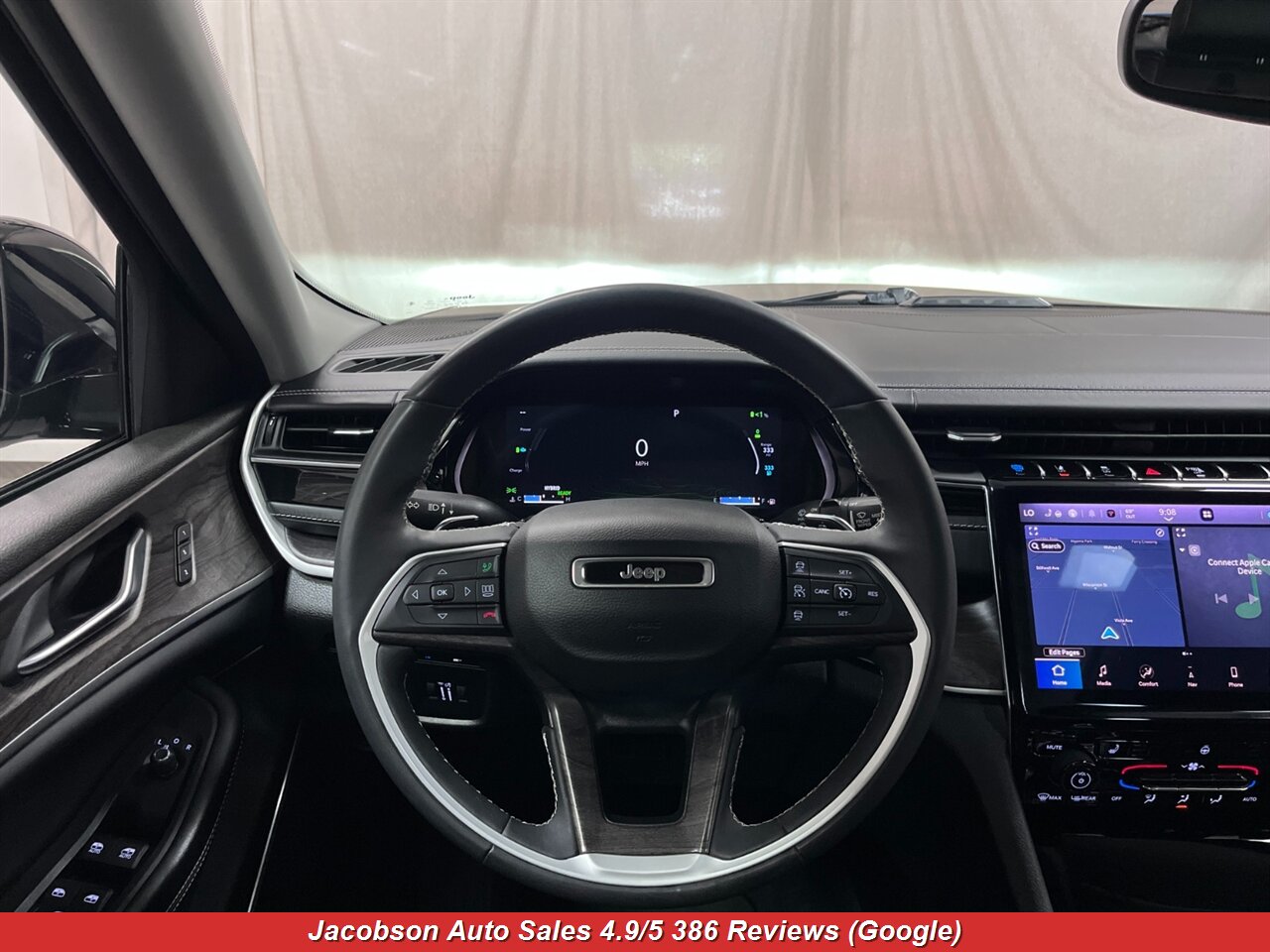 2022 Jeep Grand Cherokee 4xe 4x4 - Photo 7 - Oshkosh, WI 54901
