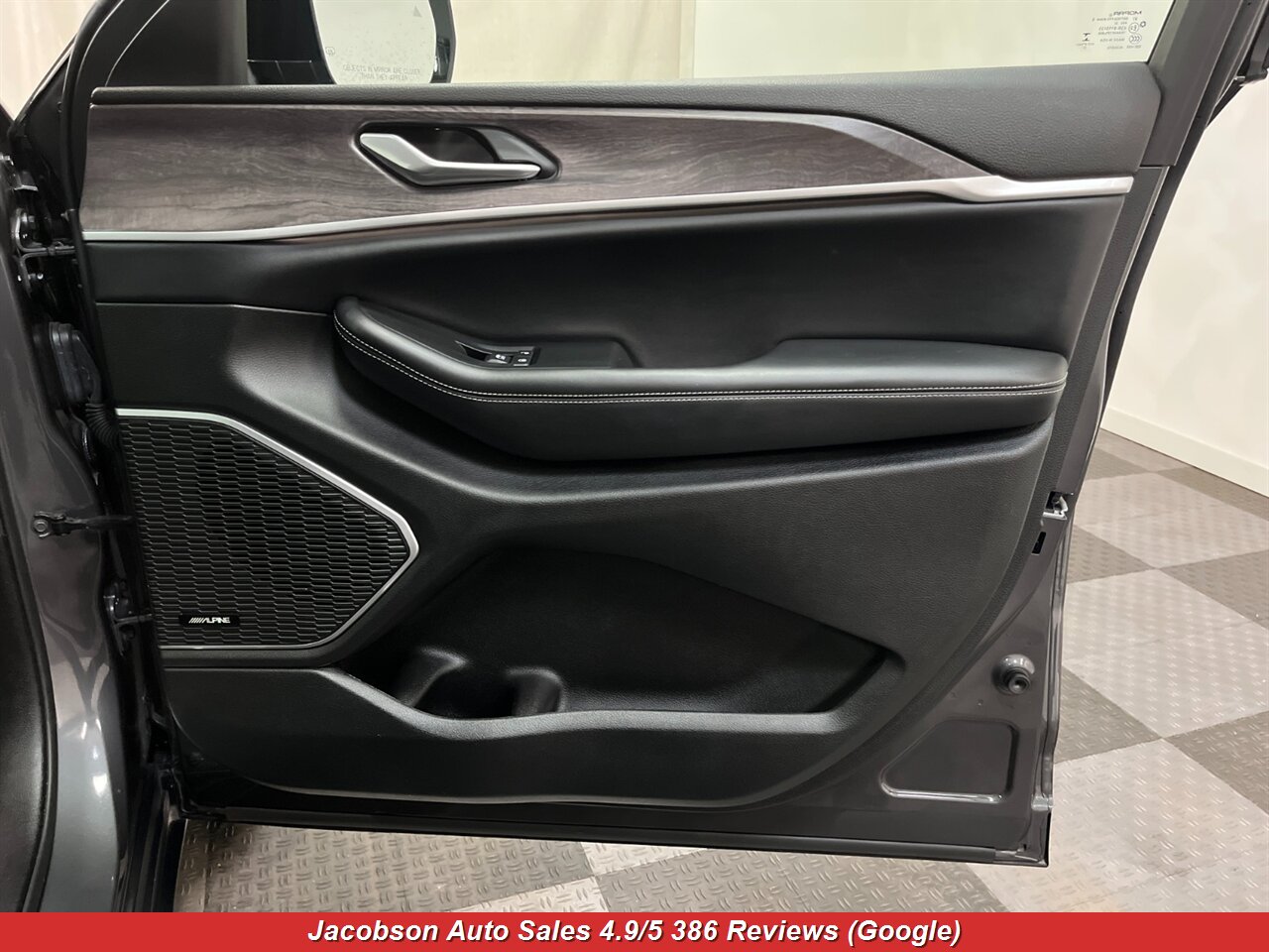2022 Jeep Grand Cherokee 4xe 4x4 - Photo 43 - Oshkosh, WI 54901